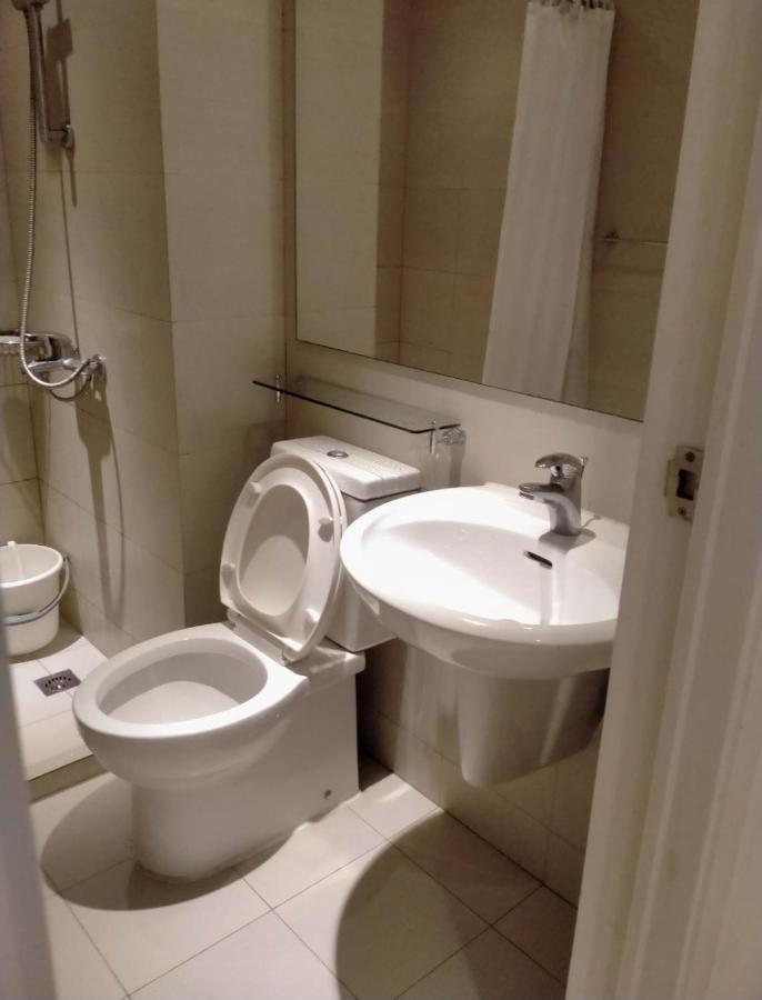 Sm Bicutan Condotel Manille Extérieur photo